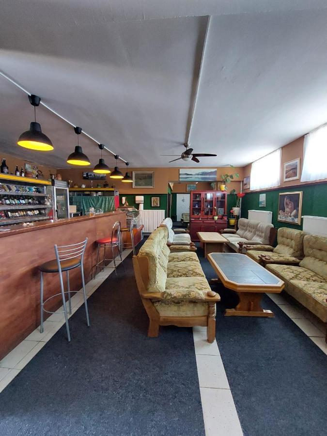Hostel Suzzzy Novska Dış mekan fotoğraf